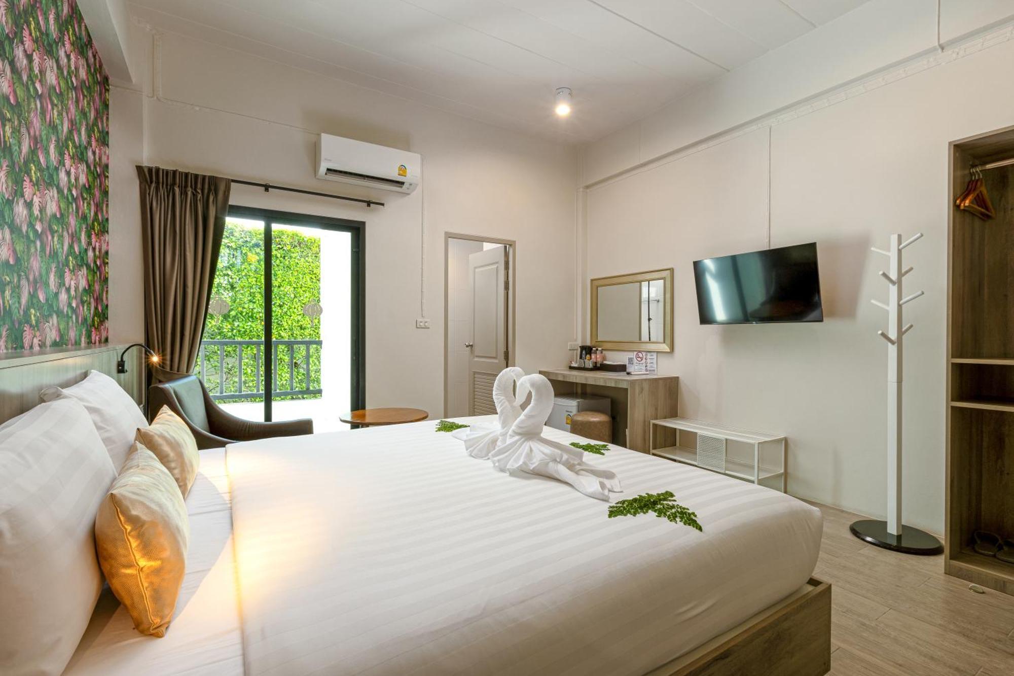 Ang Pao Hotel Пхукет Экстерьер фото