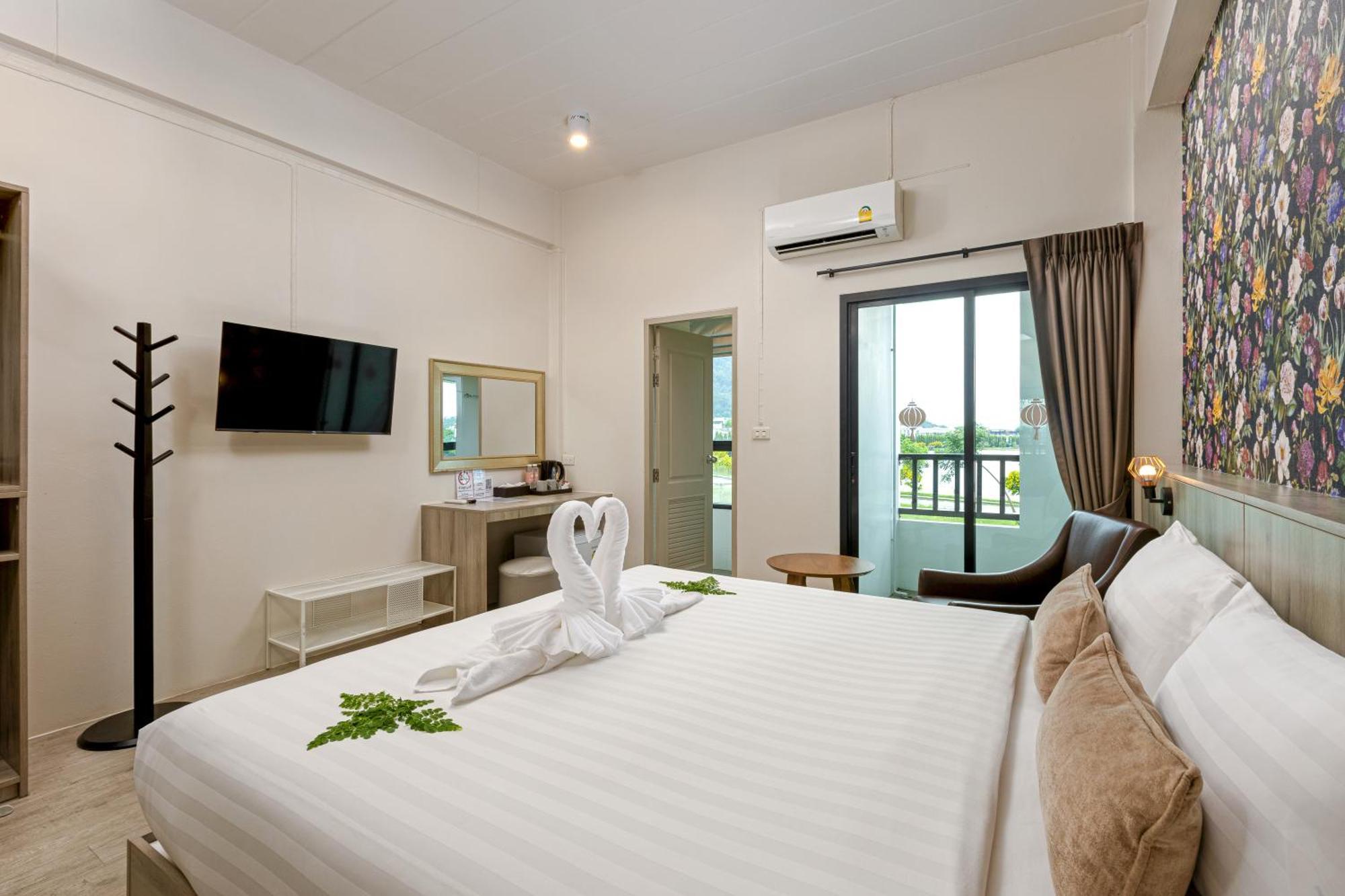 Ang Pao Hotel Пхукет Экстерьер фото