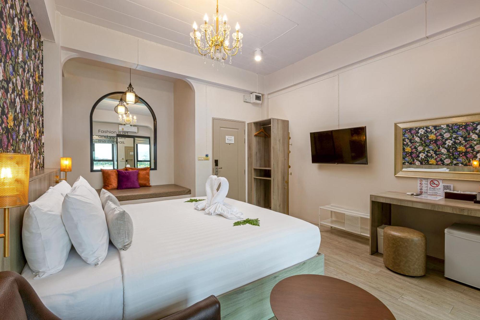 Ang Pao Hotel Пхукет Экстерьер фото