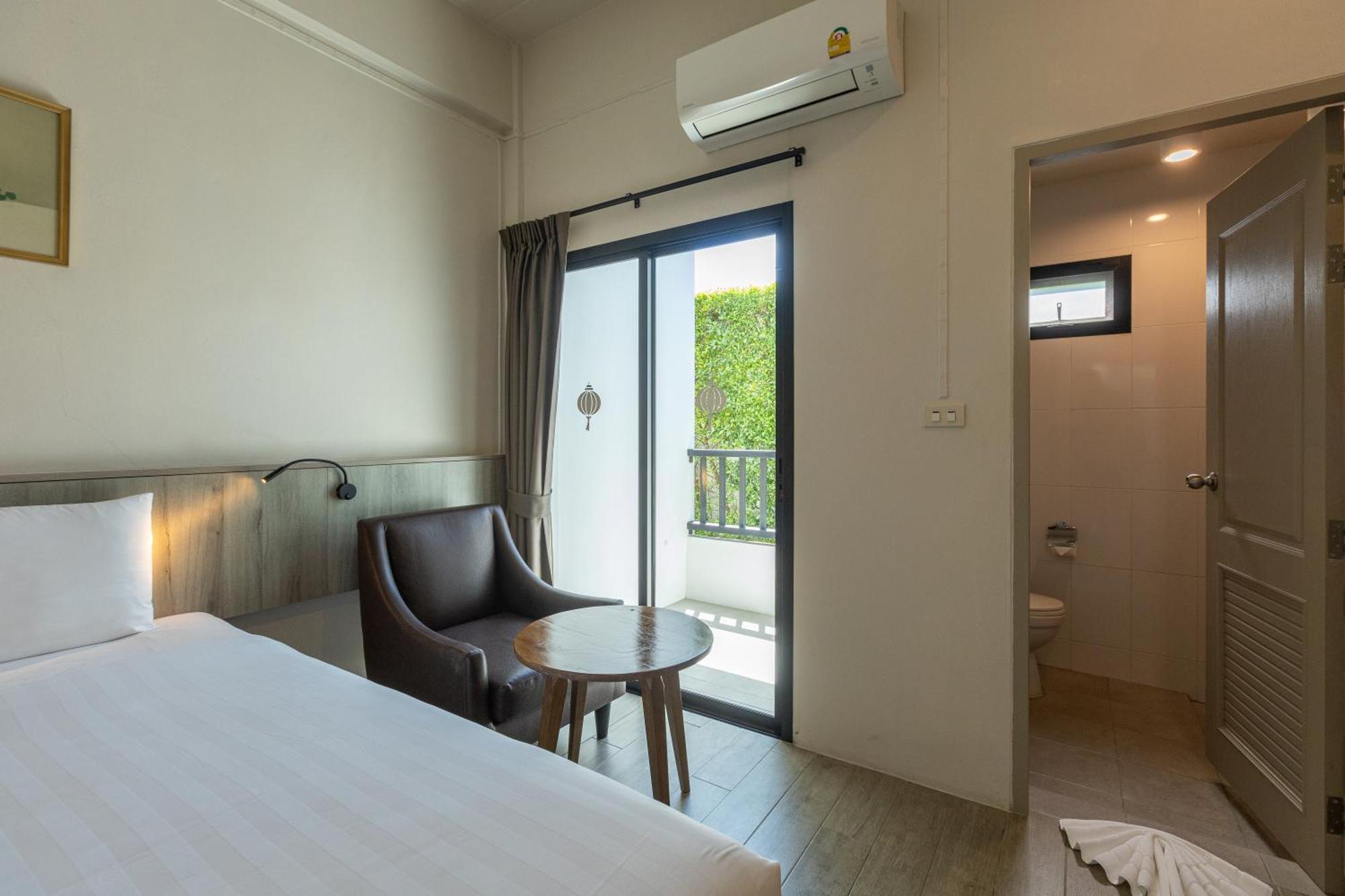 Ang Pao Hotel Пхукет Экстерьер фото