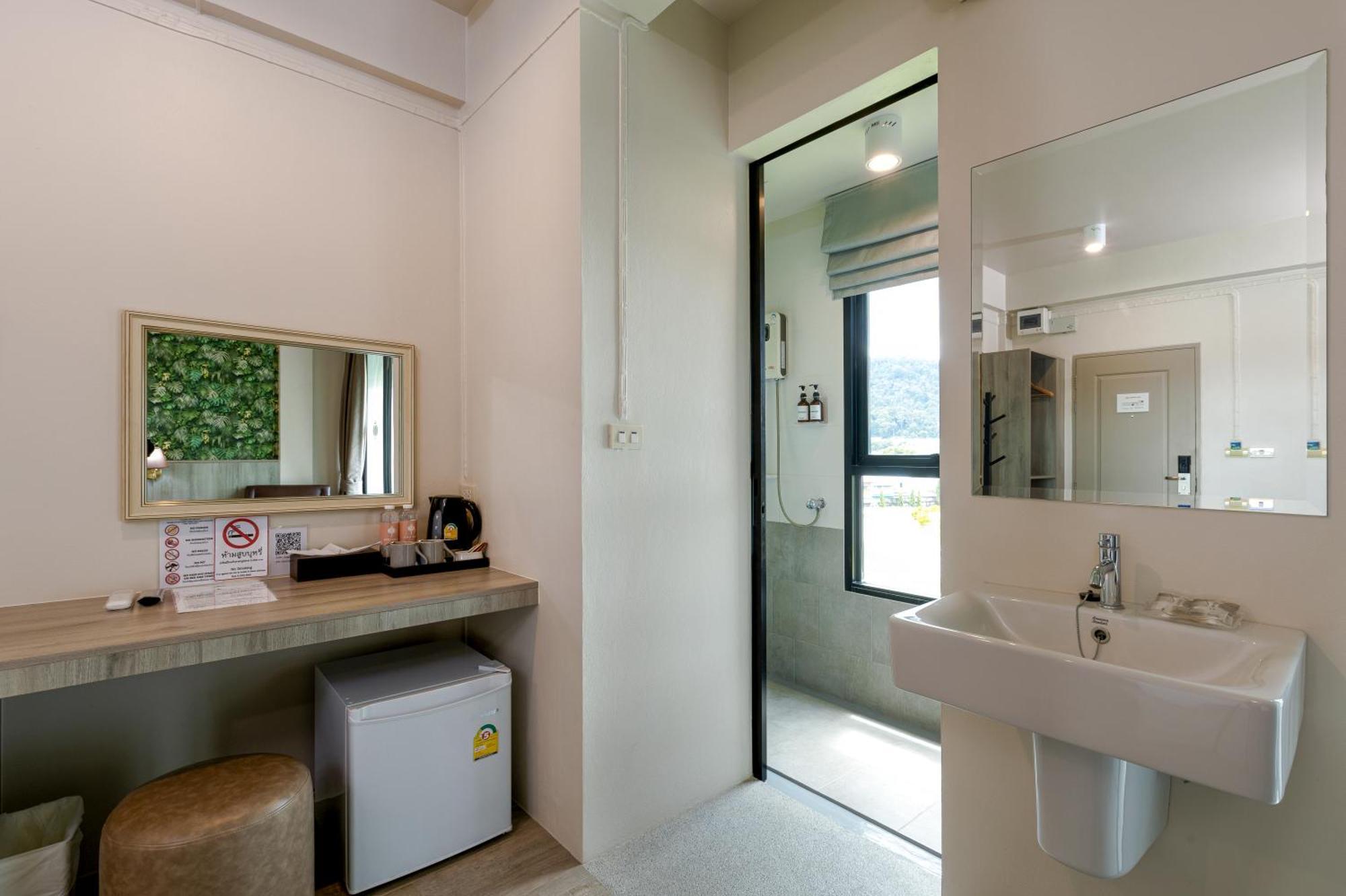 Ang Pao Hotel Пхукет Экстерьер фото